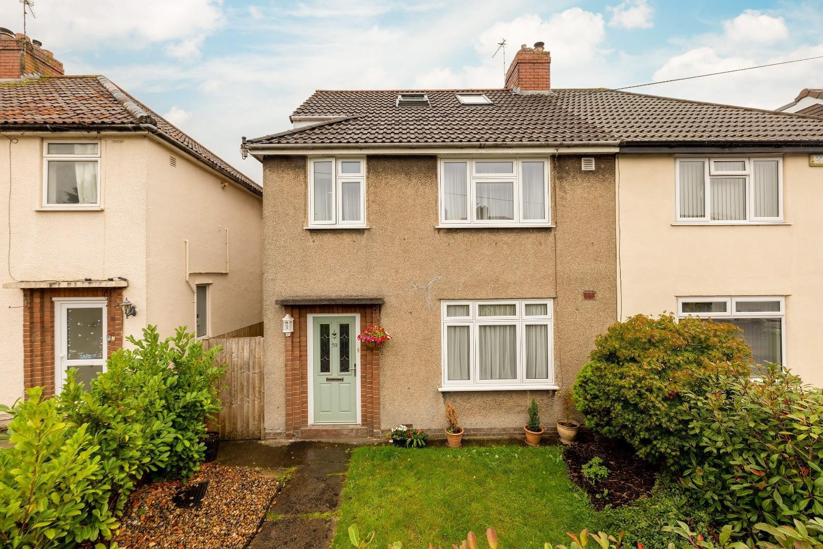 Radley road fishponds 34199290 014 a5944 hdr