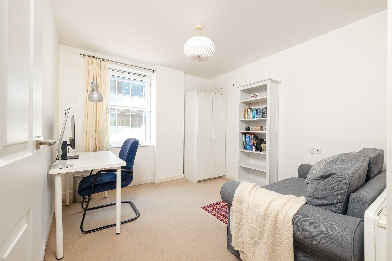 Ratcliffe court old market 33894015 00005 cd7 a9515