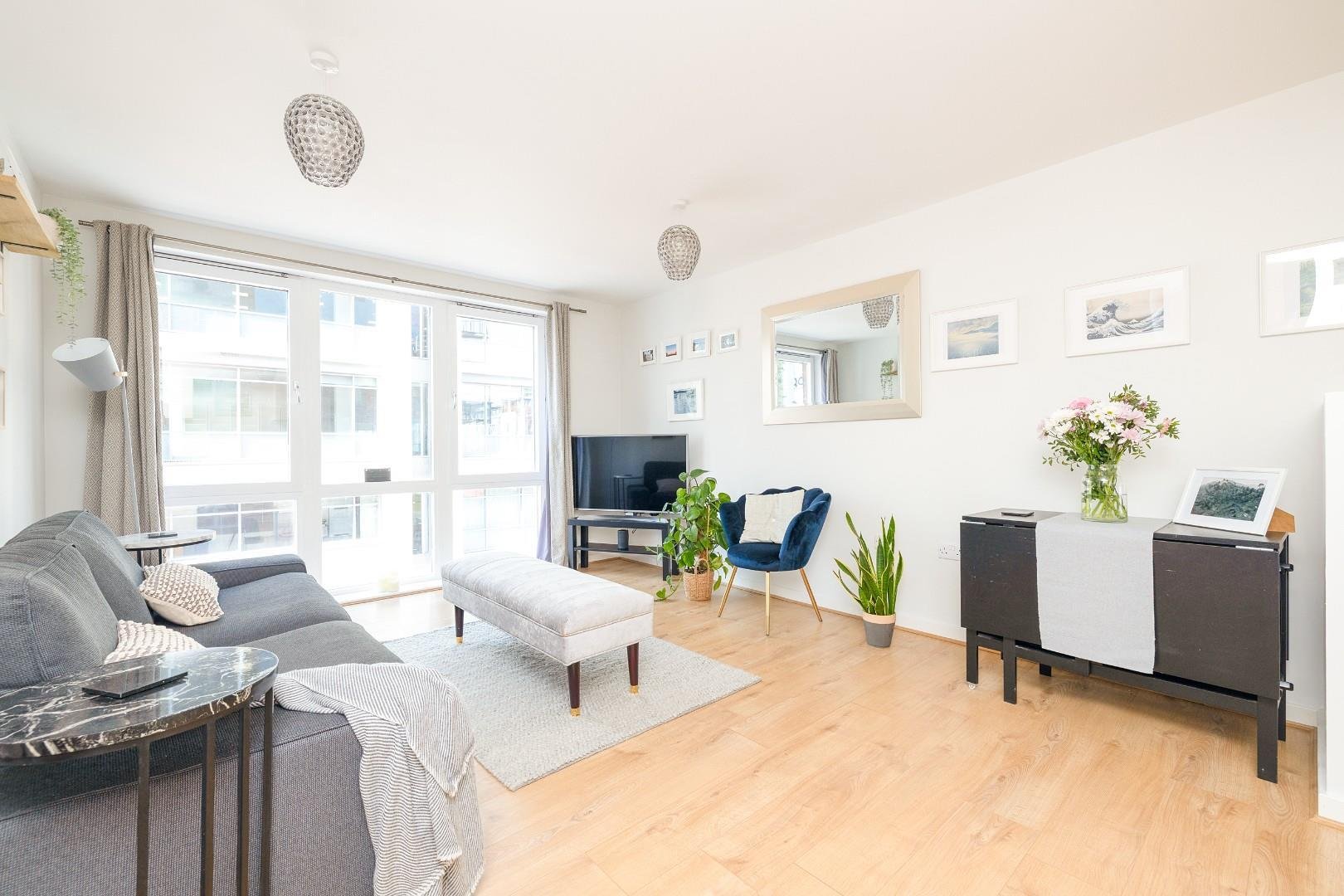 Ratcliffe court old market 33894015 00007 cd7 a9523