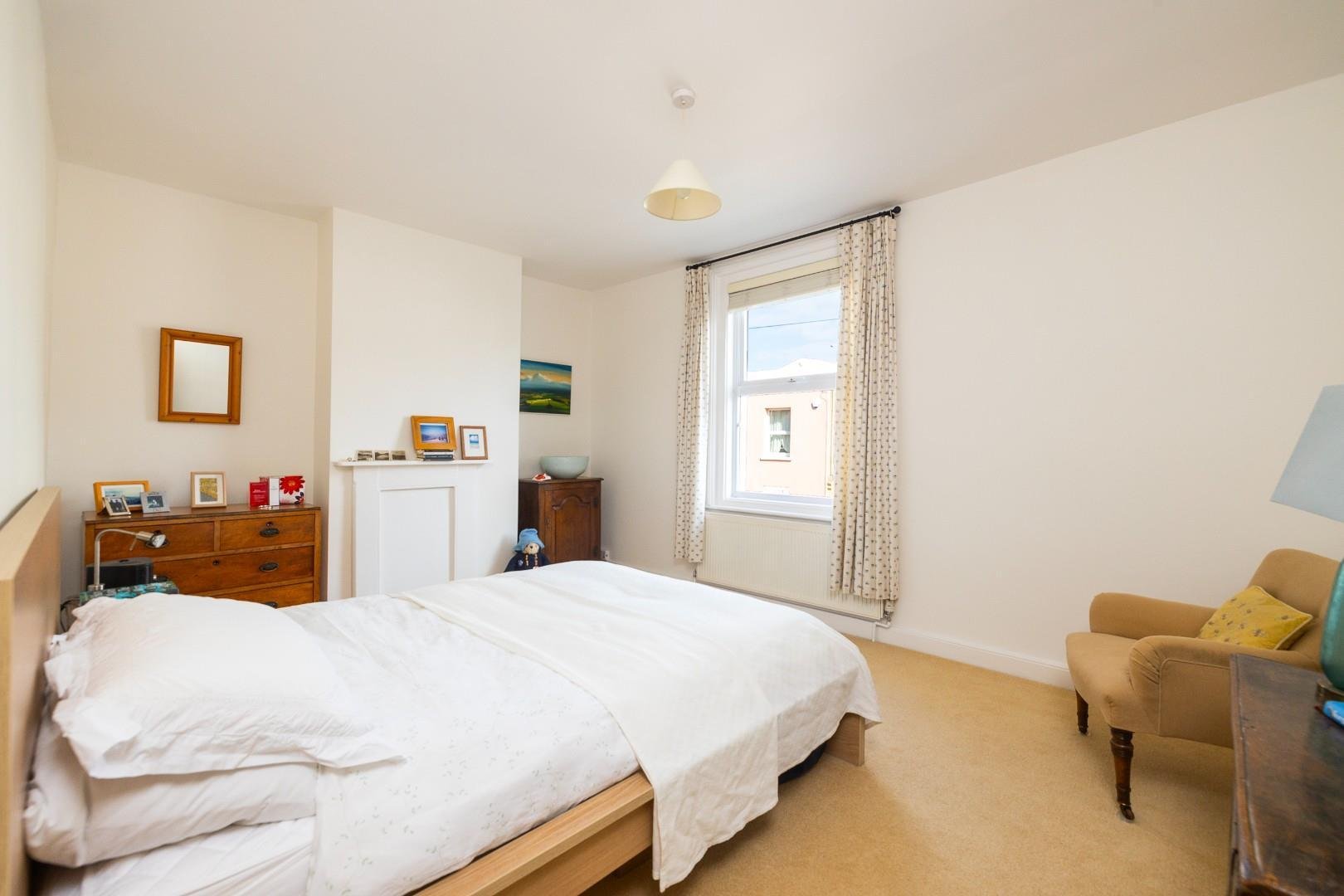 Sydenham road knowle 32562745 cd7 a4044