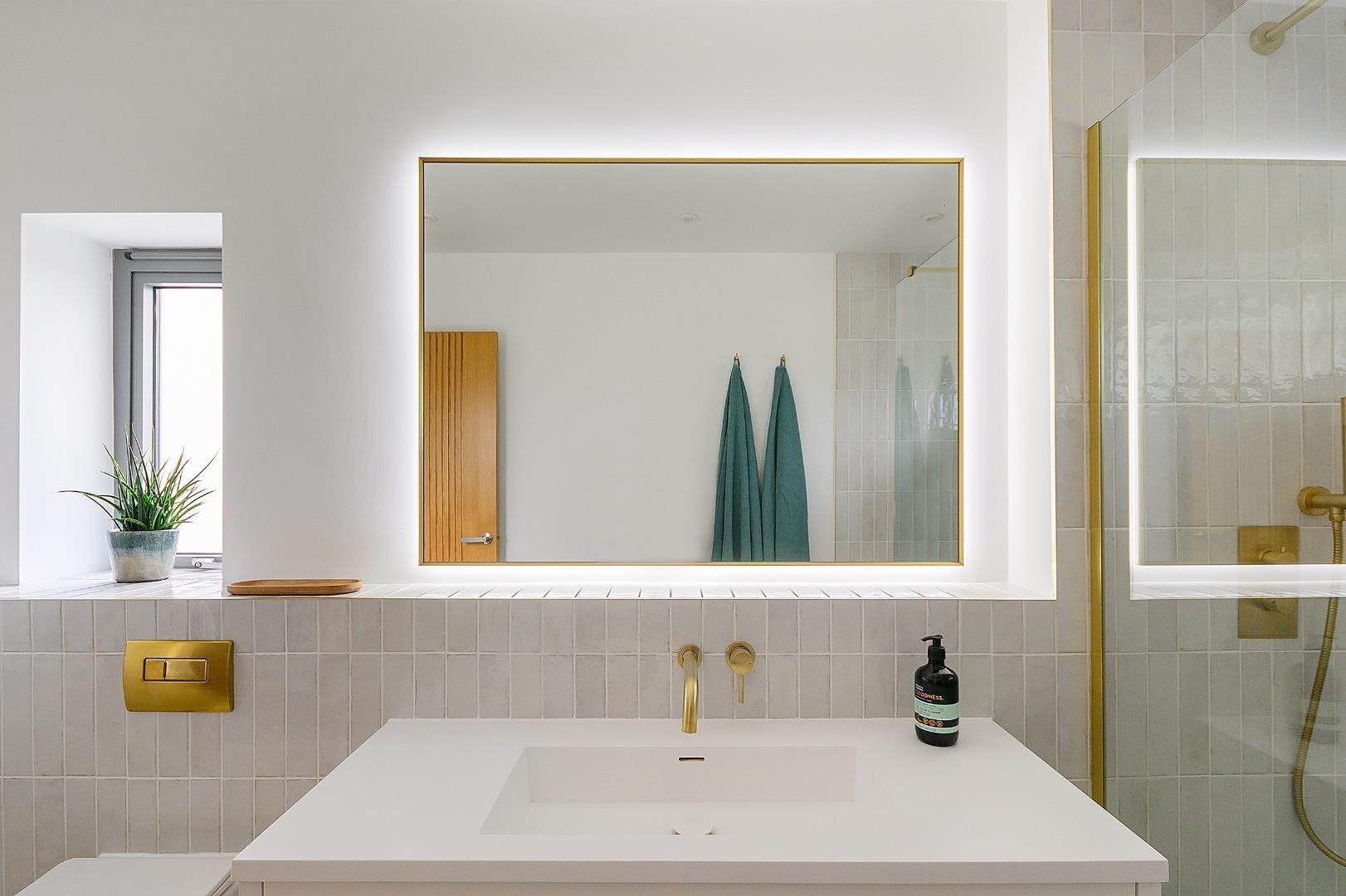 The avenue clevedon 34009680 4 t7 acn bathroom d