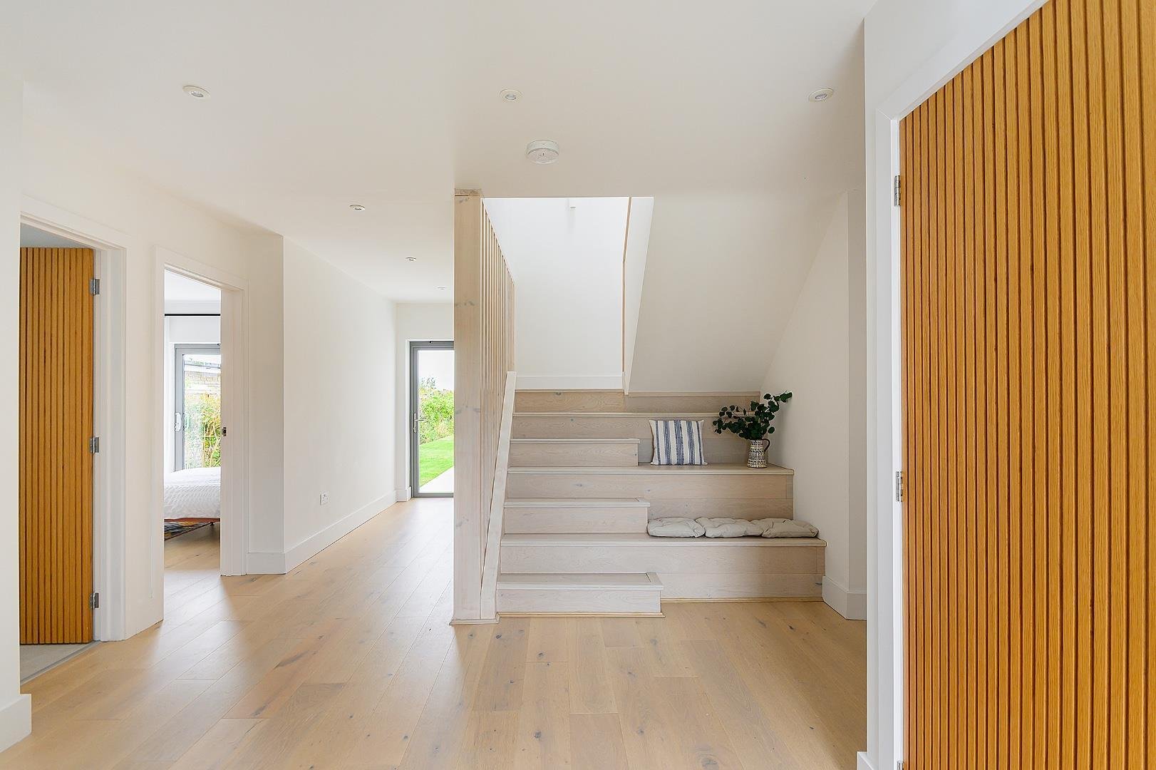The avenue clevedon 34009680 4 t7 acn hallway a
