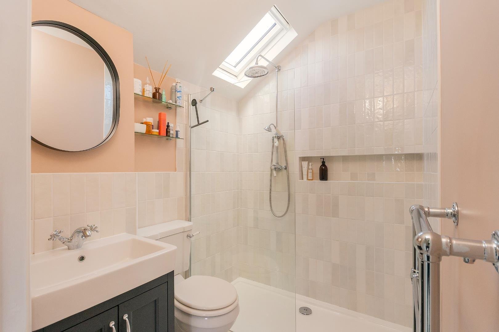 The avenue clevedon 34675052 1 t8 acn ensuite d