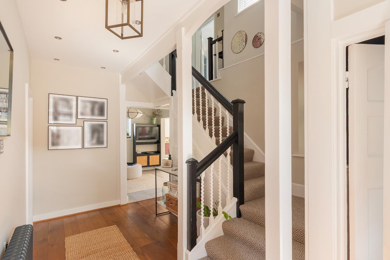 The avenue clevedon 34675052 1 t8 acn hallway a