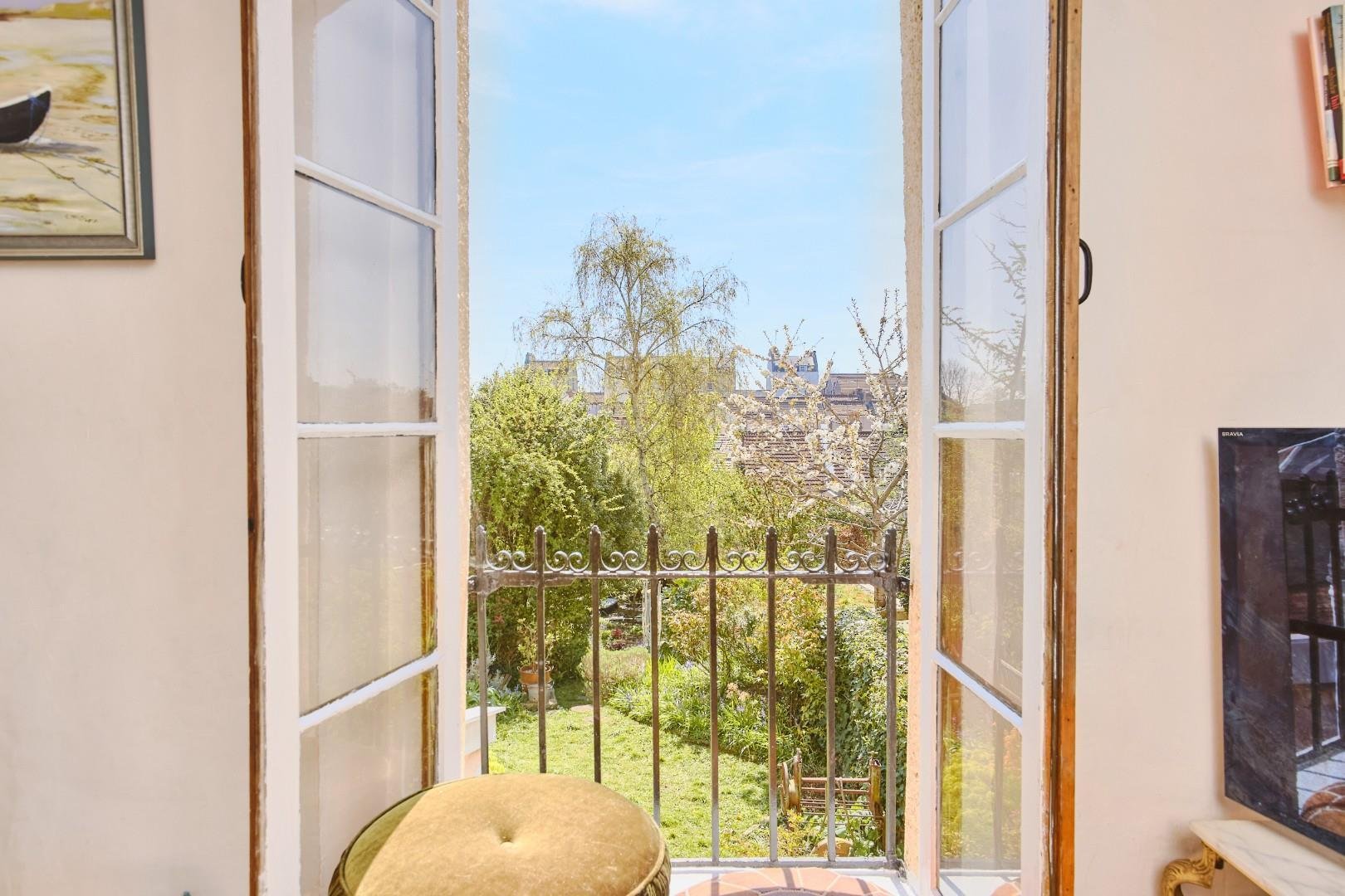 Upper cheltenham place montpelier 33932600 jaj bs65 hr 0003