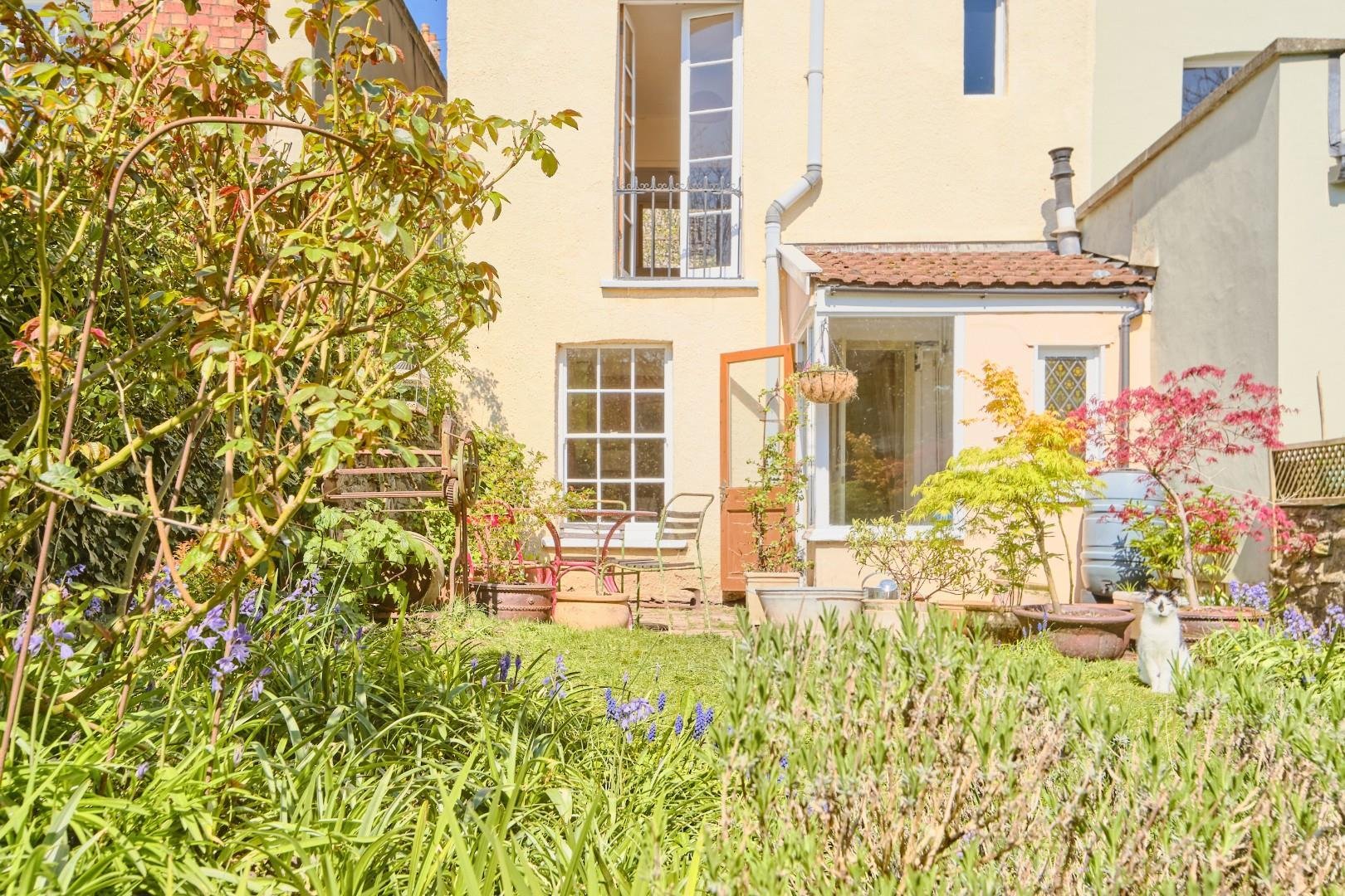 Upper cheltenham place montpelier 33932600 jaj bs65 hr 0009