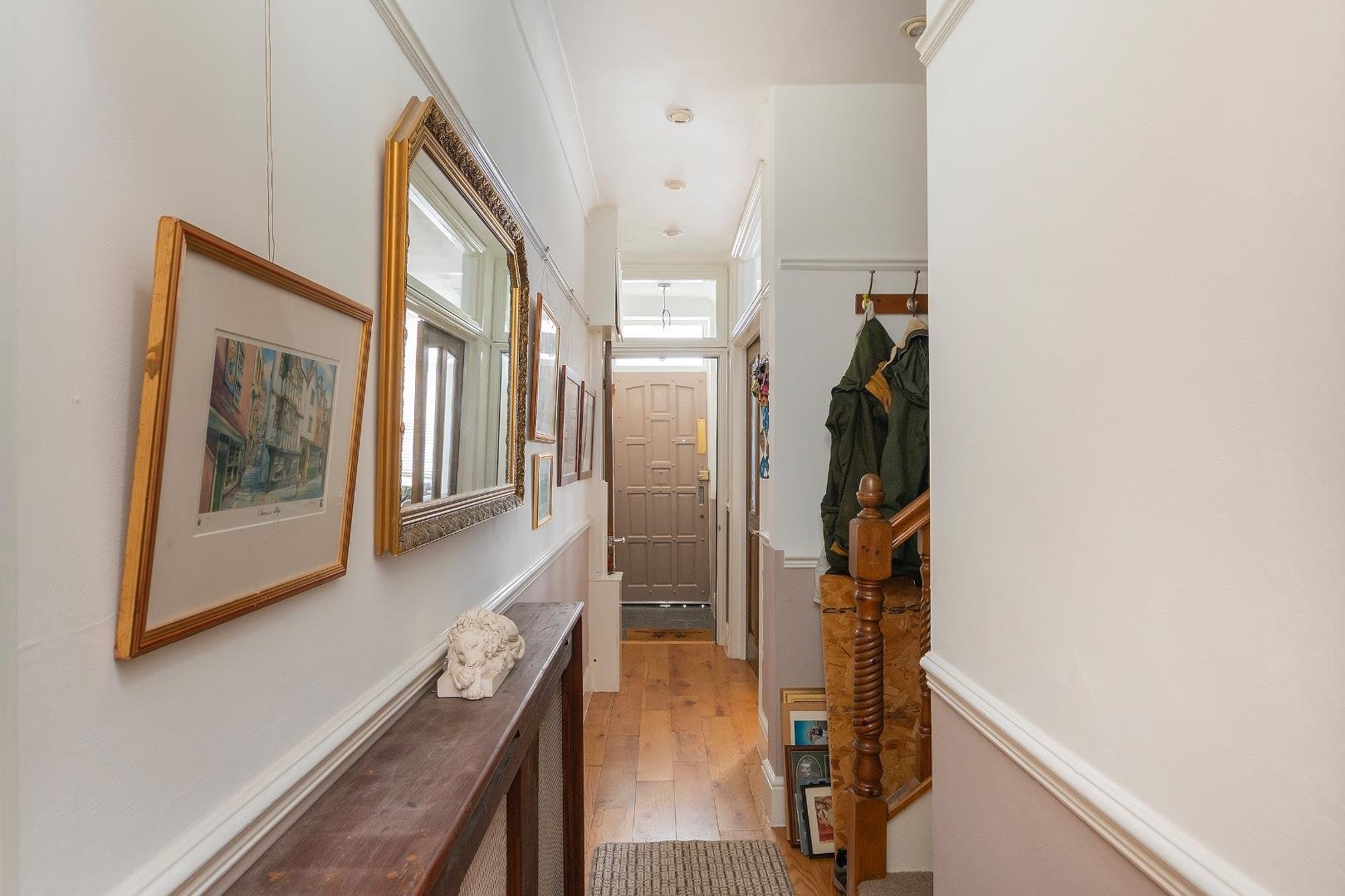 Vauxhall terrace southville 34283582 0 w1 sse hallway c
