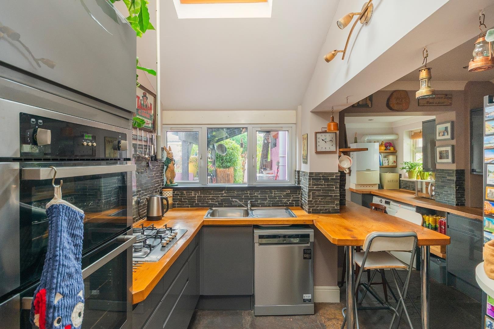 Vauxhall terrace southville 34283582 0 w1 sse kitchen a