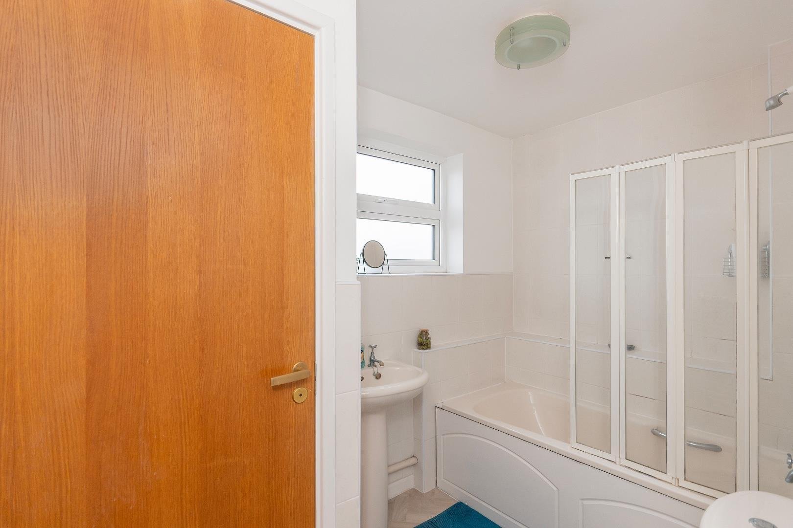 Wapping road wapping wharf 34088394 0 w6 rww bathroom c