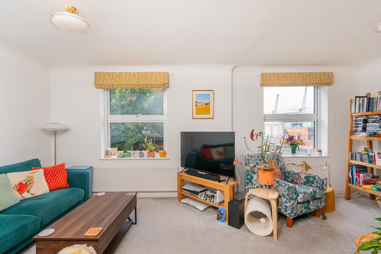 Wapping road wapping wharf 34088394 0 w6 rww living room d
