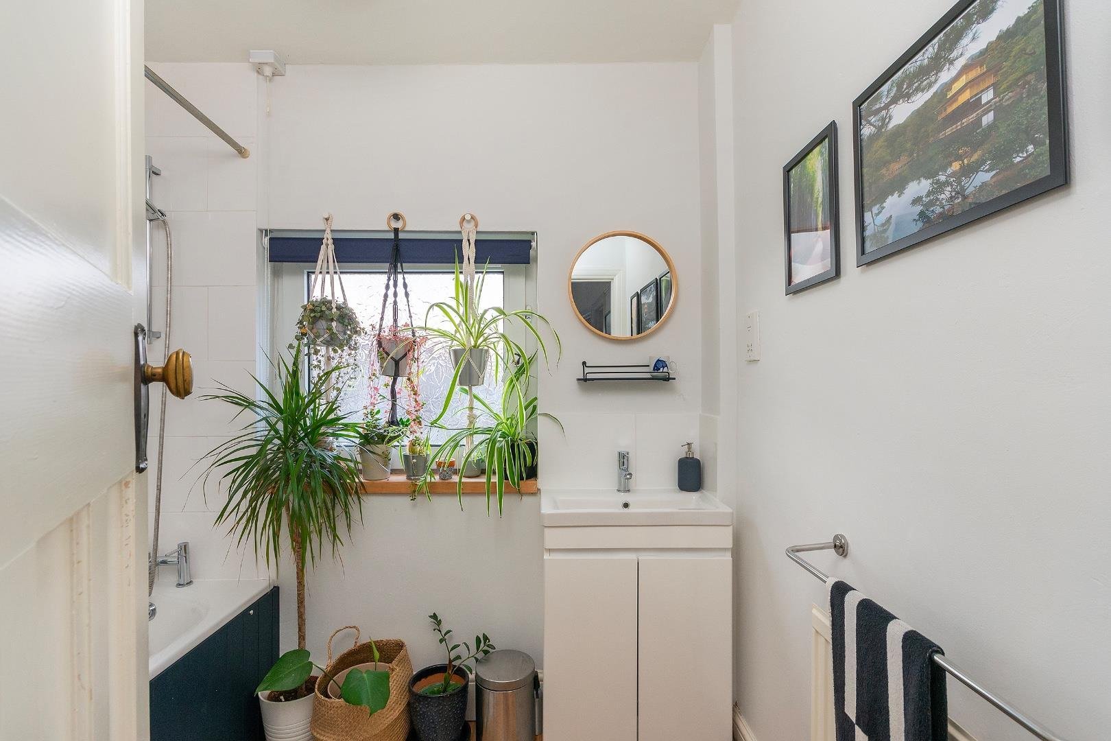 Wellington walk henleaze 33665073 2 w4 whe bathroom c