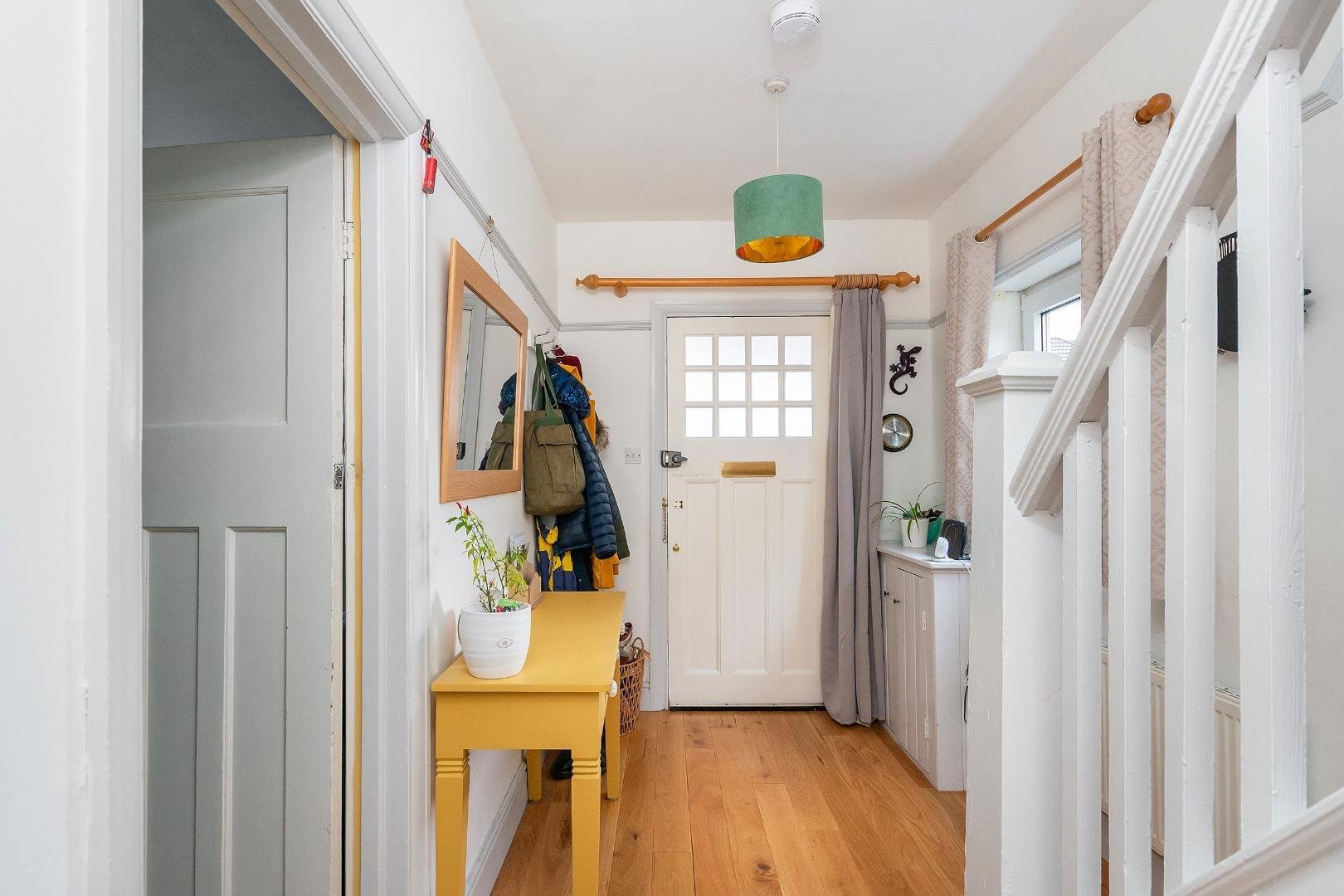 Wellington walk henleaze 33665073 2 w4 whe hallway a