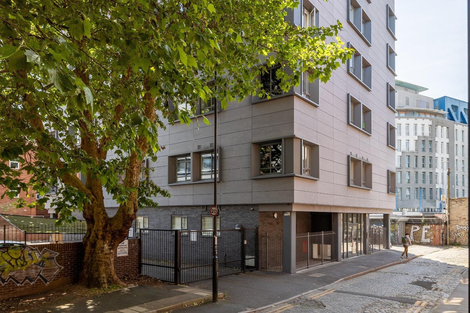 Wilder street st pauls 34064278 cd7 a9730 hdr