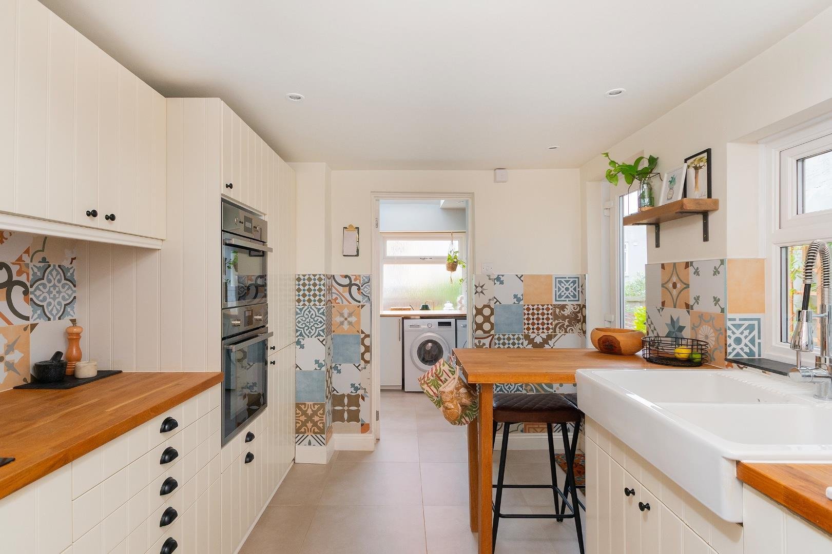 William street totterdown 34244196 7 w0 stn kitchen a