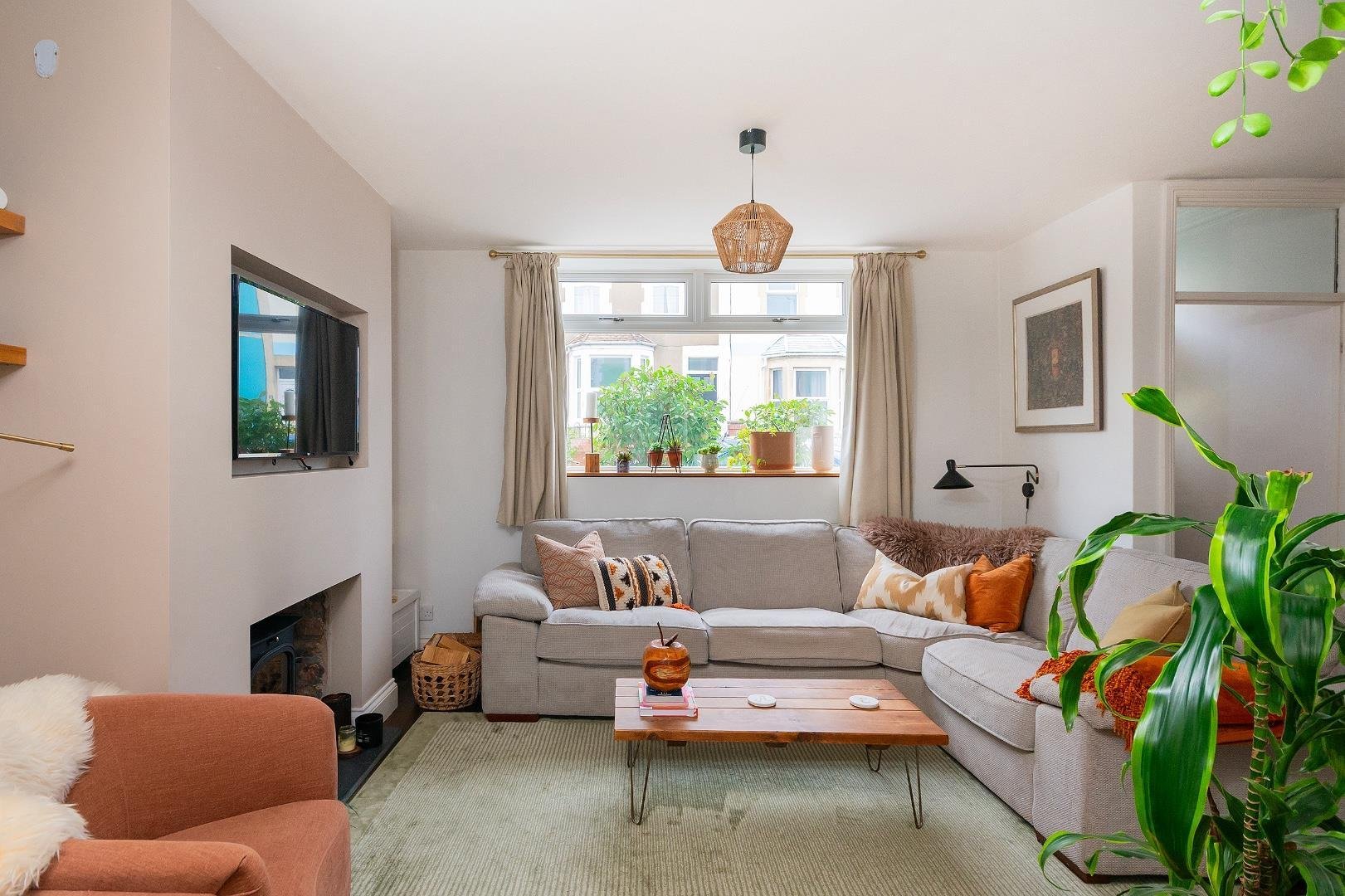 William street totterdown 34244196 7 w0 stn living room d