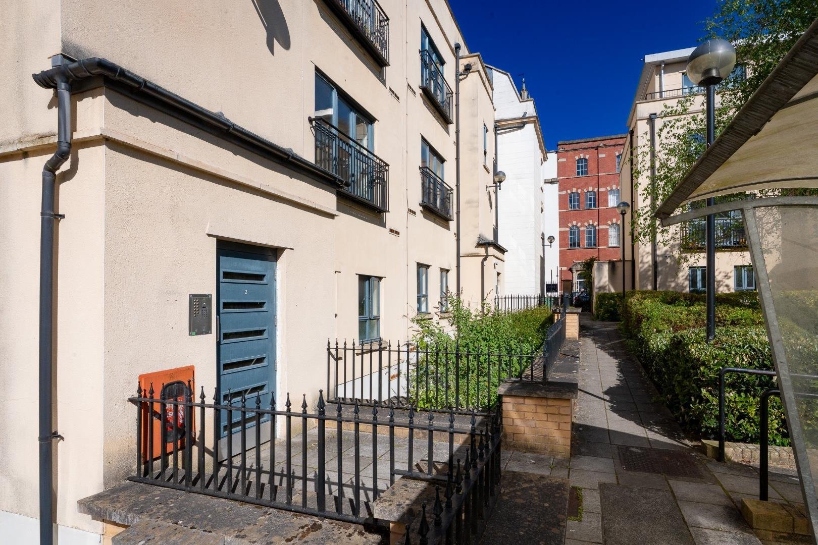 Wilson street st pauls 34669834 olh08843