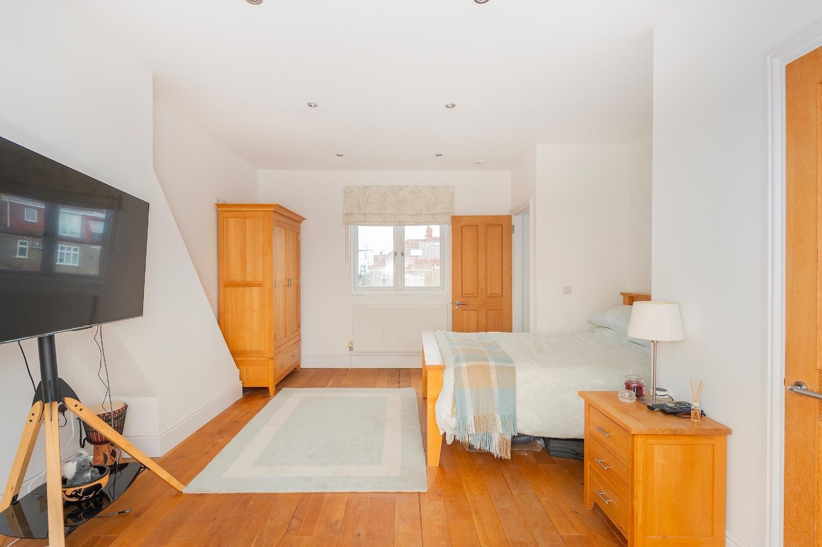 Woodbridge road knowle 34085149 2 w4 rke bedroom k