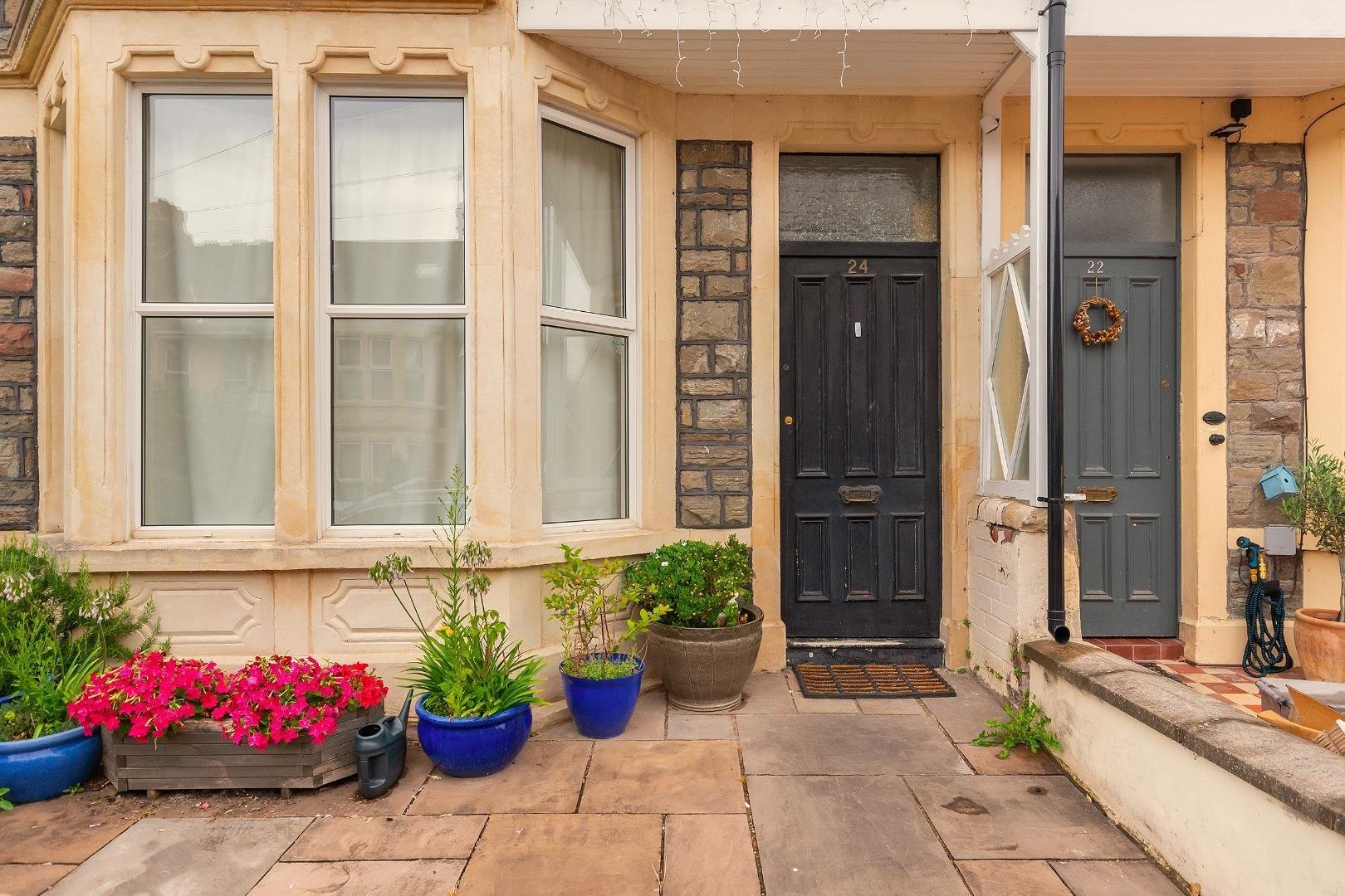 Woodbridge road knowle 34085149 2 w4 rke external e