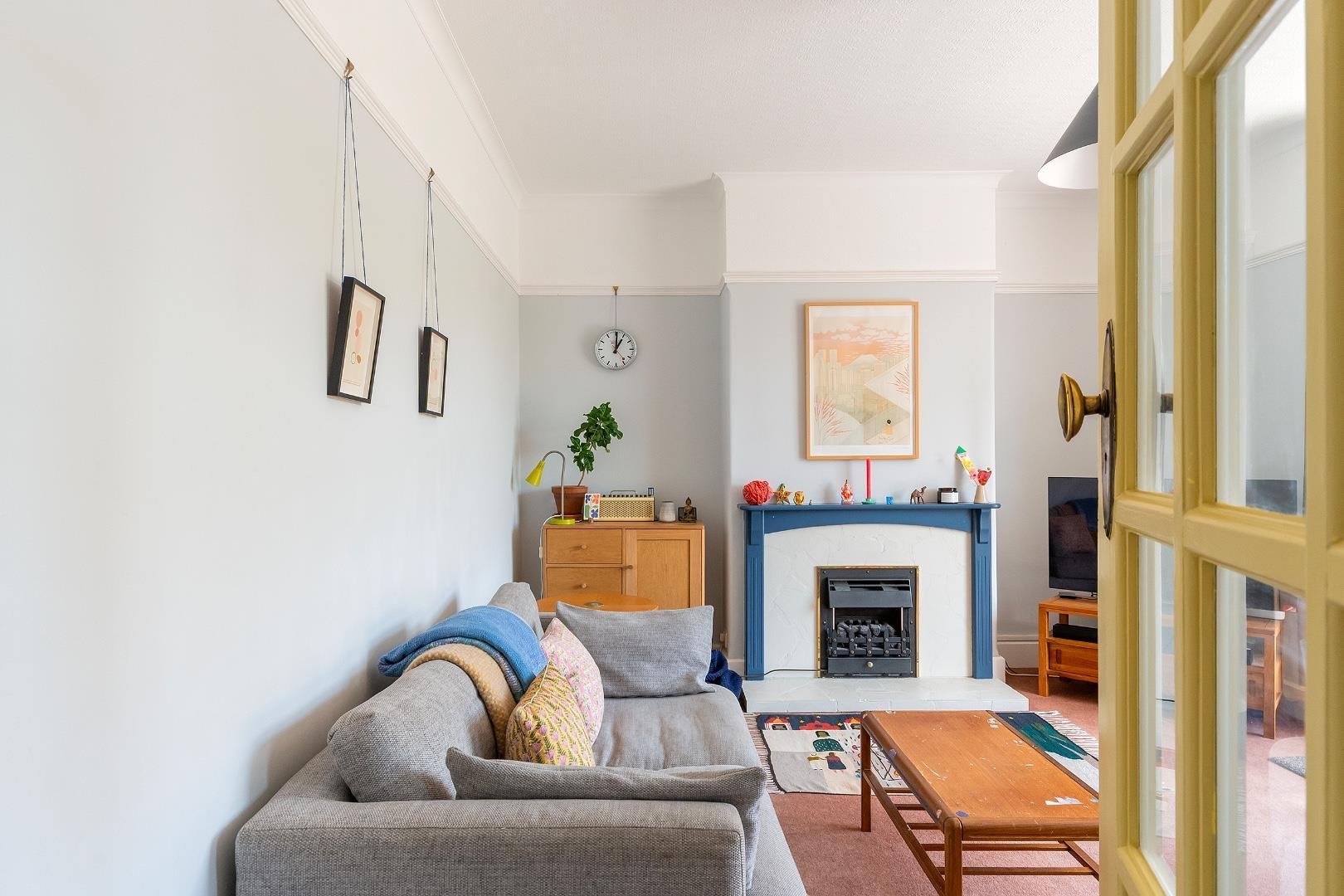 Woodbridge road knowle 34920493 6 w6 rke living room e
